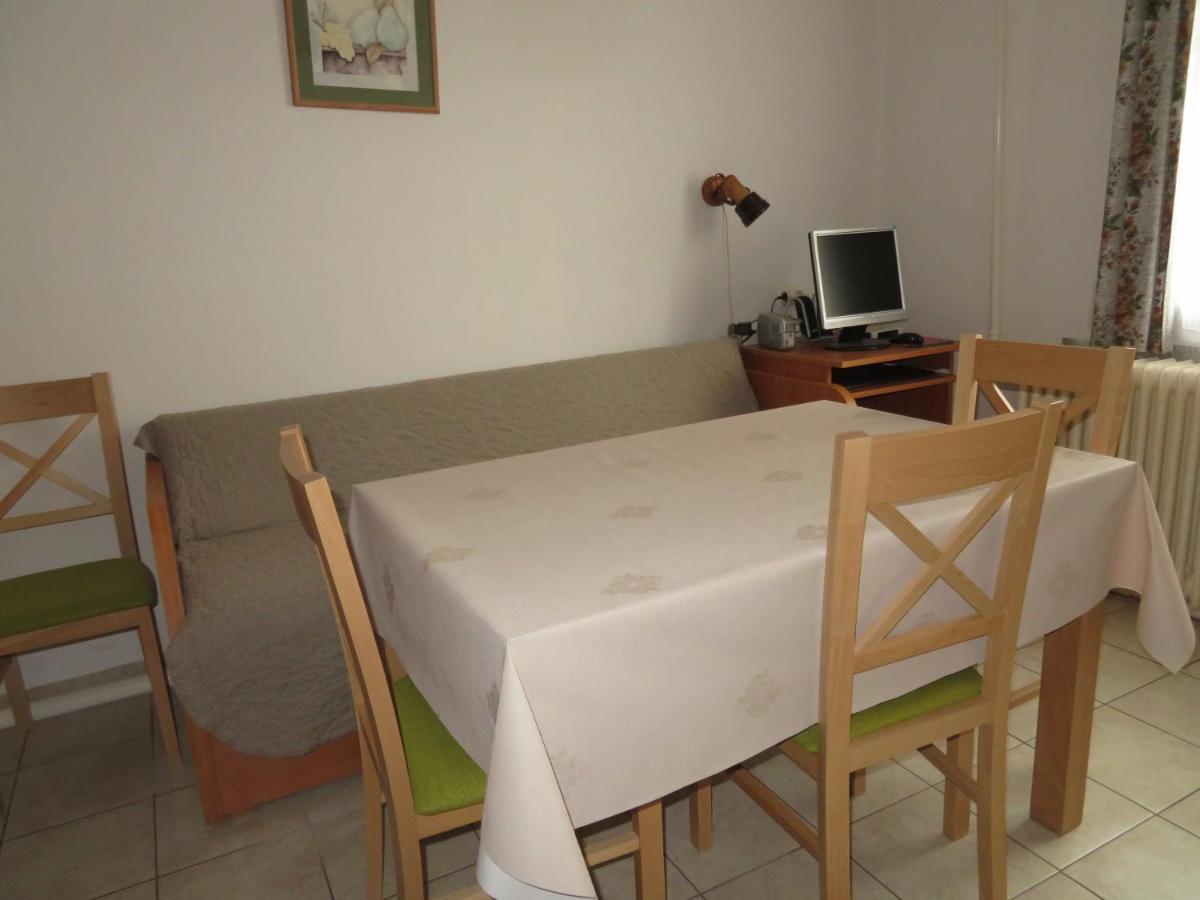 Csányi vendégház Kiskunmajsa Kültér fotó